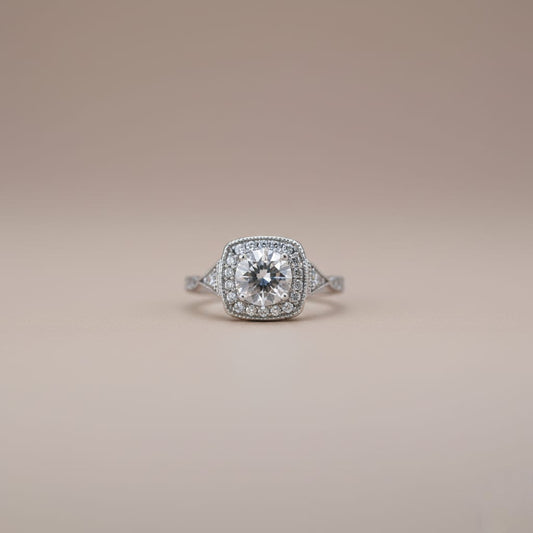 Elegant Halo Zircon Silver Ring