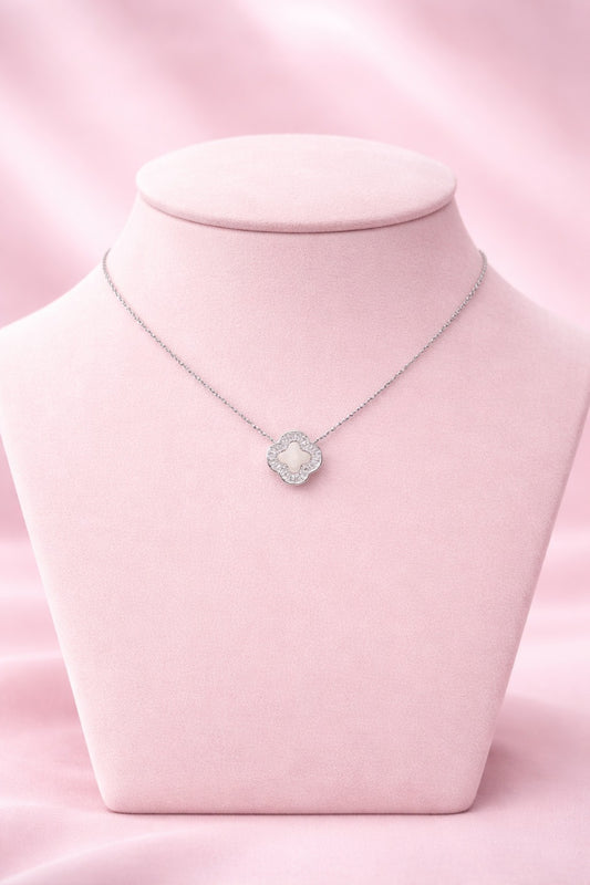 Elegant Clover Motif Pendant in 925 Sterling Silver