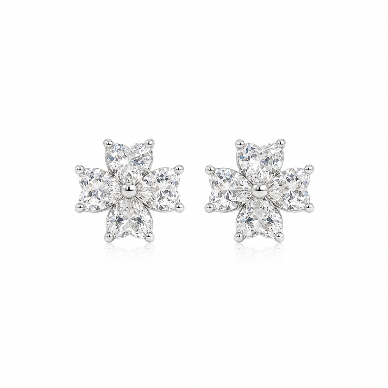 Minimal Flower Stud Earrings
