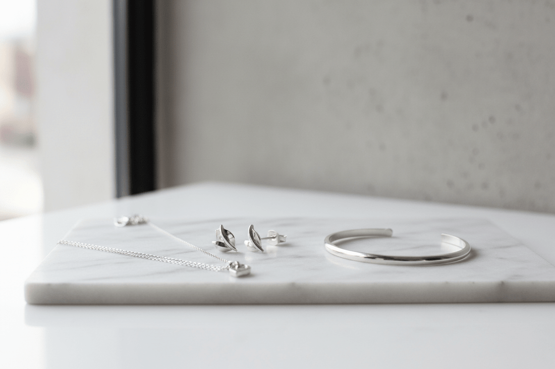 Is 925 Sterling Silver Hypoallergenic? The Best Daily Wear Metals for Sensitive Ears - 925 Silver Jewelery