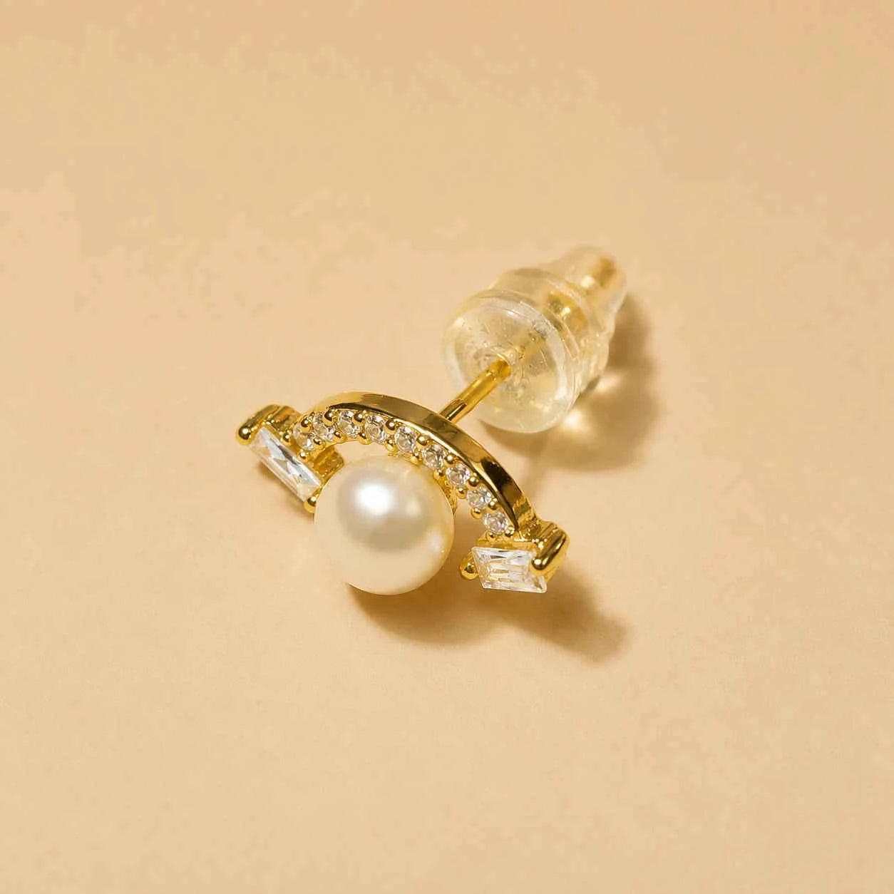 Pearl Arc Stud Earrings