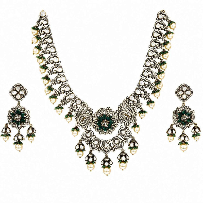 Victorian Emeraled  Pearl Necklace Set