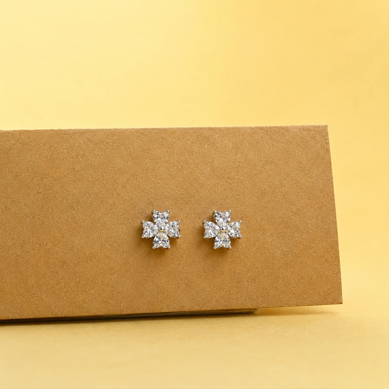 Minimal Flower Stud Earrings