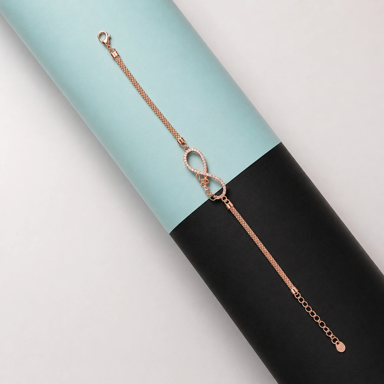 Rosegold Infinity Mesh Bracelet