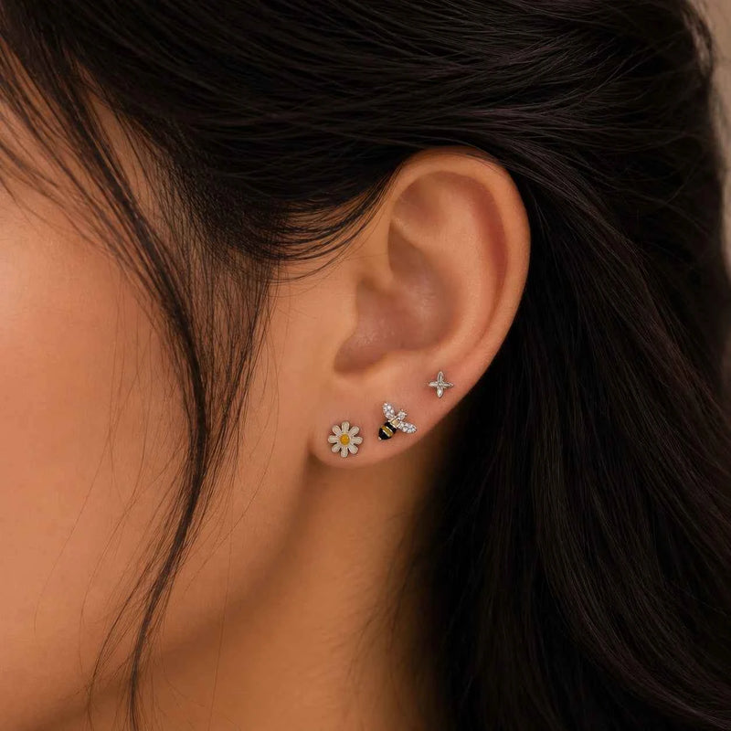 Silver Bee & Daisy Stud Earrings Set