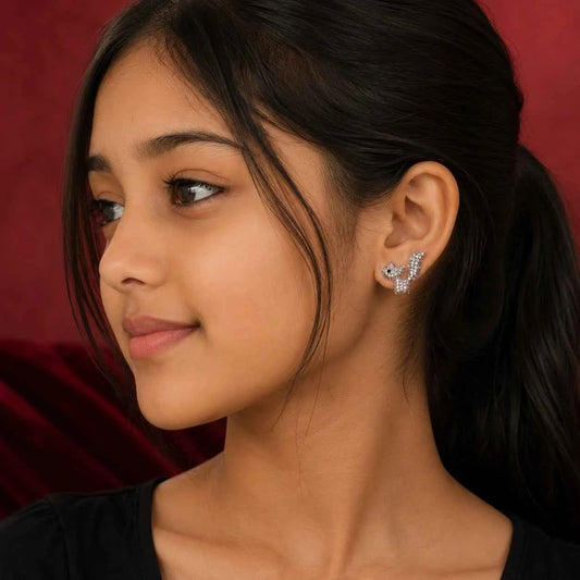 Sparkling rhinestone fox stud earrings, fox-head motif on the ear