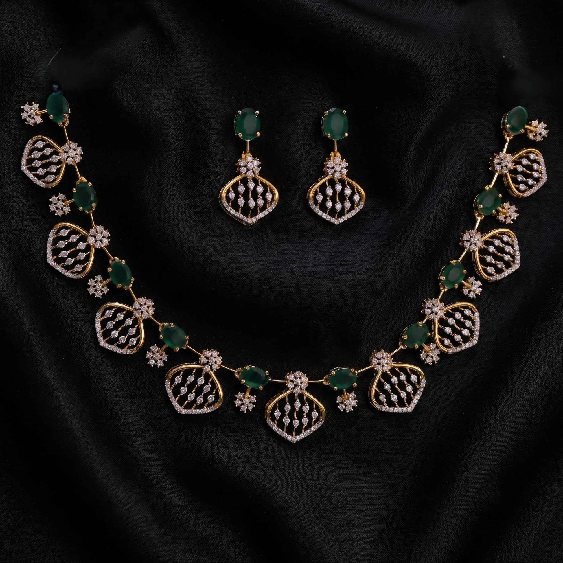 Victorian Emerald Lattice Necklace Set