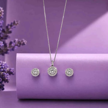 Circular Halo    Pendant Set for Women