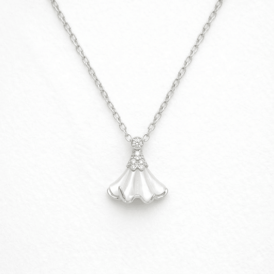 Elegant Shell Drop Pendant Necklace - 925 Silver Jewelery