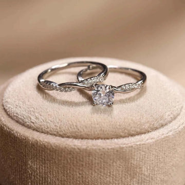 Elegant Sterling Silver Zirconia Twist Ring Set for Women