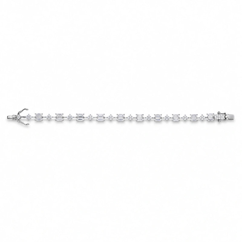 Silver 925 tennis bracelet with emerald-cut halo stones, hinged clasp