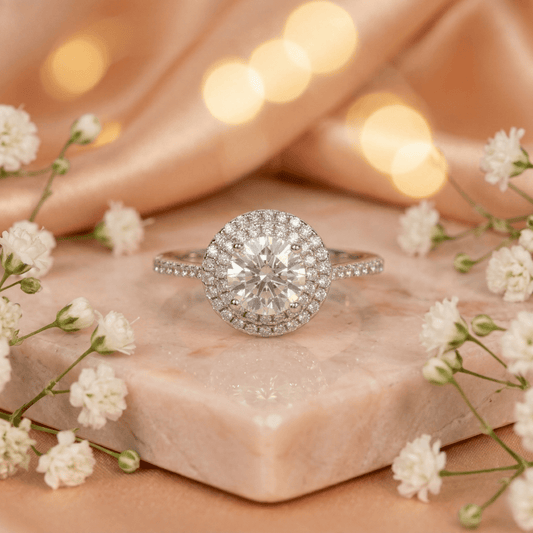 Eterna Shine Solitaire Halo Ring - 925 Silver Jewelery