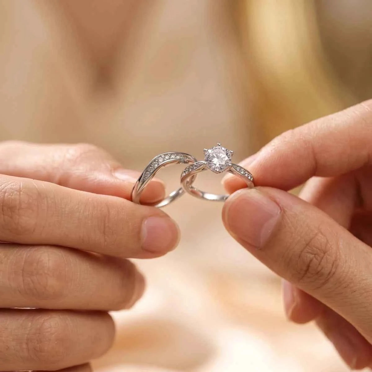 Flowing Curve Silver Ring Set with Round Solitaire Accent - 925 Silver Jewelery