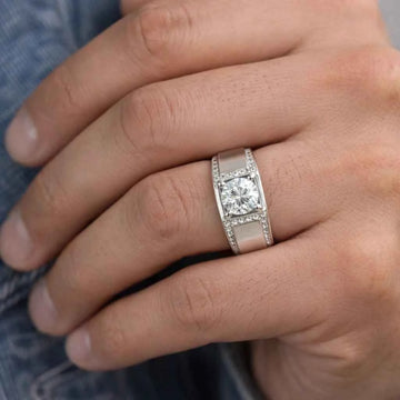 Halo Ring – Round Cut Stone with Pavé Detailing