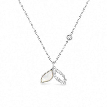 Luna Leaf Elegance