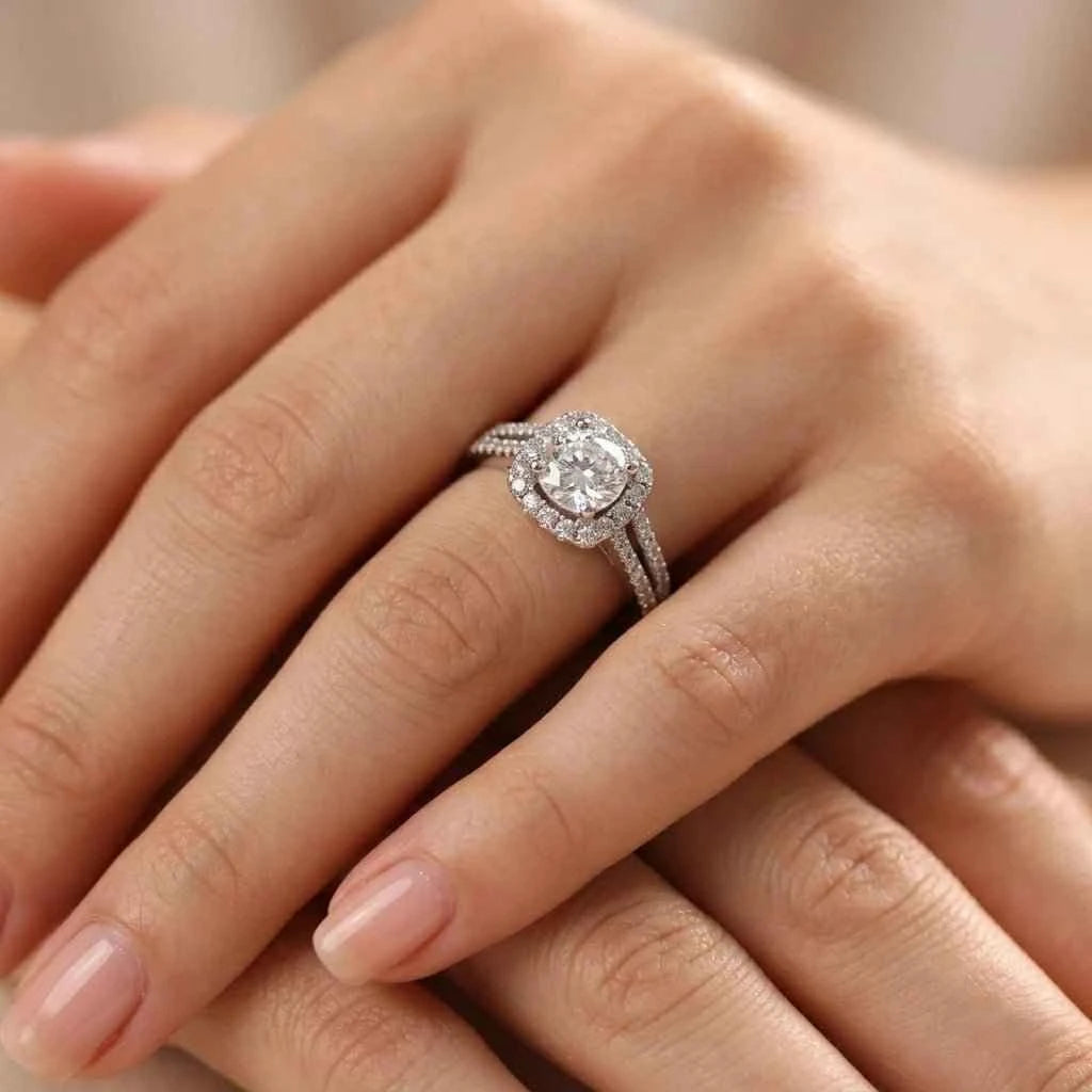 Split-Shank Zirconia Silver Ring