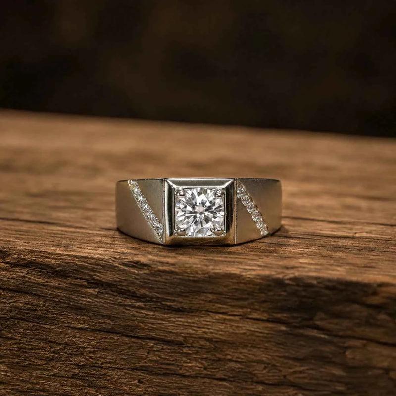 Square-stone silver 925 ring with geometric bezel and sparkling side accents