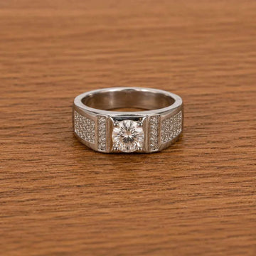 Royal    Ring