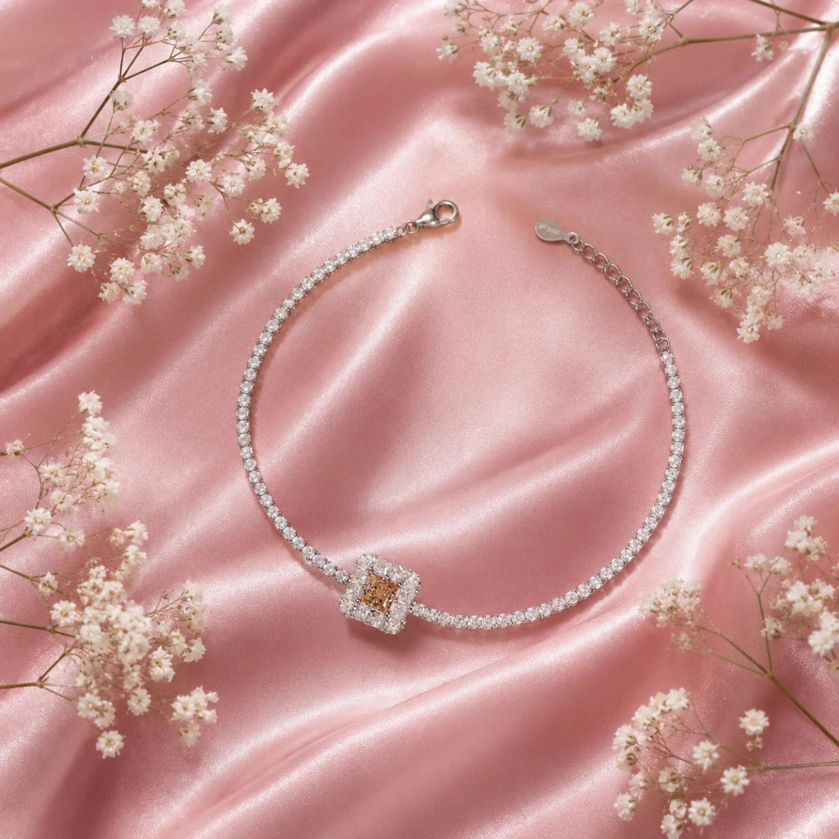Square Halo Bracelet - Silvorn India